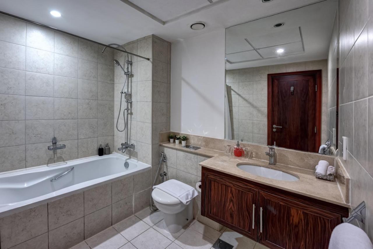 Durrani Homes - Modern Luxury Besides Burj Khalifa & Fountain View Дубай Екстер'єр фото